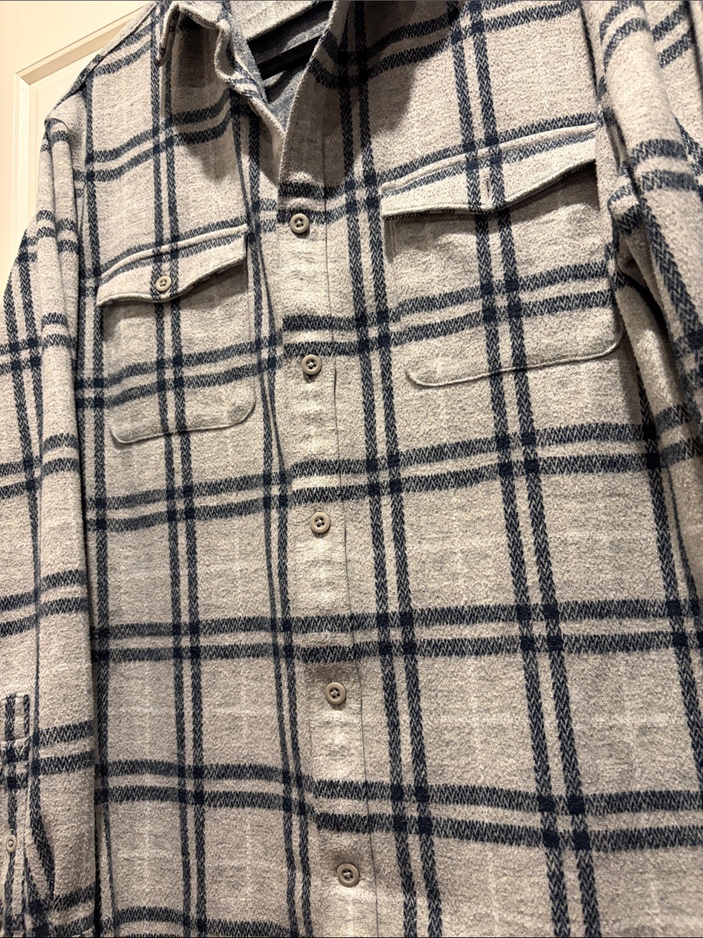 Express Gray & Navy Plaid Lightweight Shirt Jacket - Picture 3 of 4